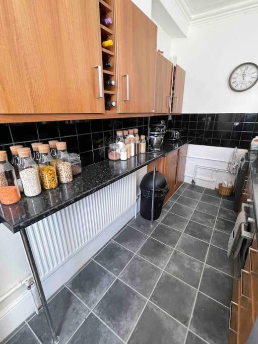 One Bedroom Flat In The Heart Of Islington Лондон Екстериор снимка